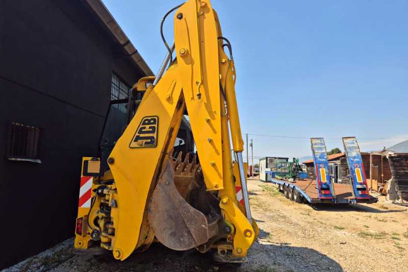 OmecoHub - Immagine JCB 4CX